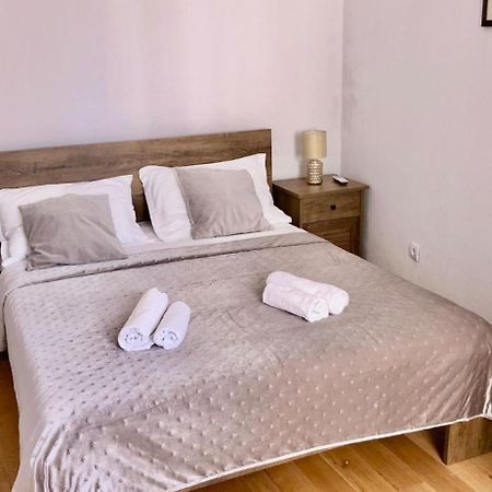 Villa Luce Mit Pool Makarská Exteriér fotografie