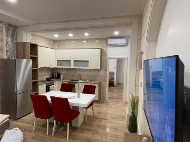 Villa Luce Mit Pool Makarská Exteriér fotografie