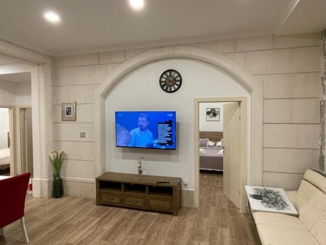 Villa Luce Mit Pool Makarská Exteriér fotografie