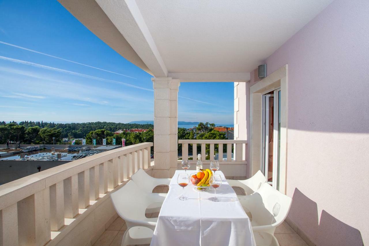 Villa Luce Mit Pool Makarská Exteriér fotografie